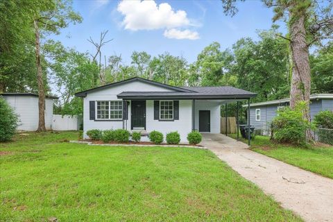 Tiny photo for 2034 Hillsborough Street, Tallahassee, FL 32310 (MLS # 387633)