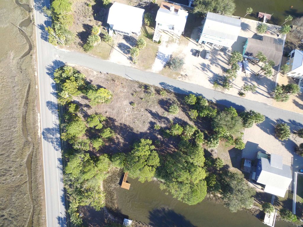 Photo of 16 SUNRISE Lane, Panacea, FL 32346 (MLS # 395369)