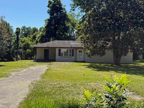 Photo of 27 Mead Street, Greensboro, FL 32330 (MLS # 401855)