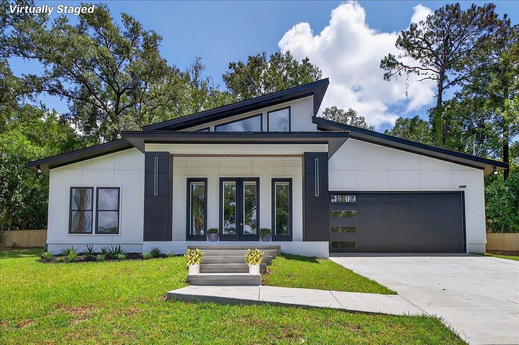 Photo of 2204 Mendoza Avenue, Tallahassee, FL 32304 (MLS # 389331)