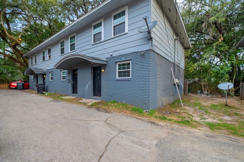 Photo of 1802 Hartsfield Road #A,B,C,D, Tallahassee, FL 32303 (MLS # 393848)