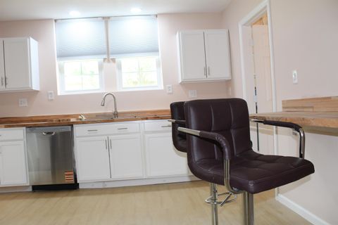 Tiny photo for 146 SE Bunker Street, Madison, FL 32340 (MLS # 399126)