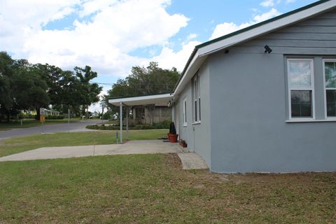 Tiny photo for 146 SE Bunker Street, Madison, FL 32340 (MLS # 399126)