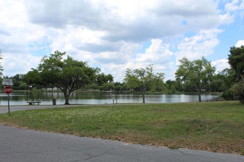 Tiny photo for 146 SE Bunker Street, Madison, FL 32340 (MLS # 399126)
