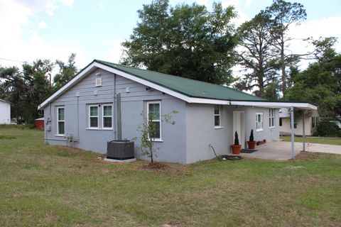 Tiny photo for 146 SE Bunker Street, Madison, FL 32340 (MLS # 399126)