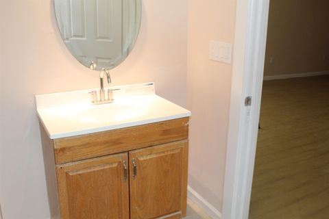 Tiny photo for 146 SE Bunker Street, Madison, FL 32340 (MLS # 399126)