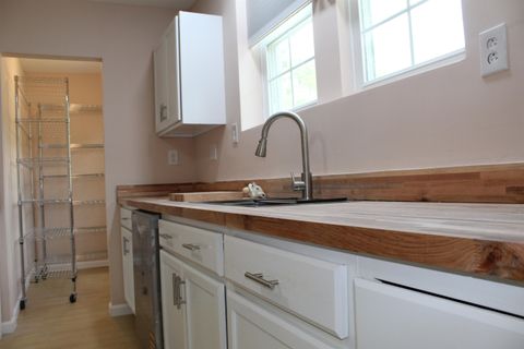 Tiny photo for 146 SE Bunker Street, Madison, FL 32340 (MLS # 399126)