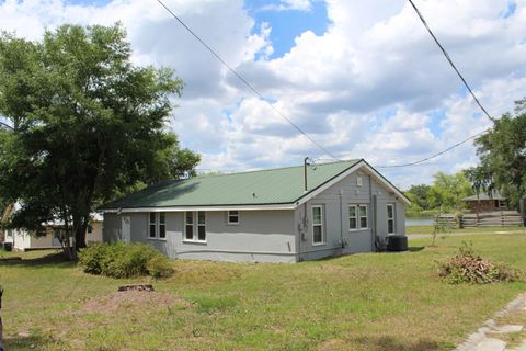 Tiny photo for 146 SE Bunker Street, Madison, FL 32340 (MLS # 399126)
