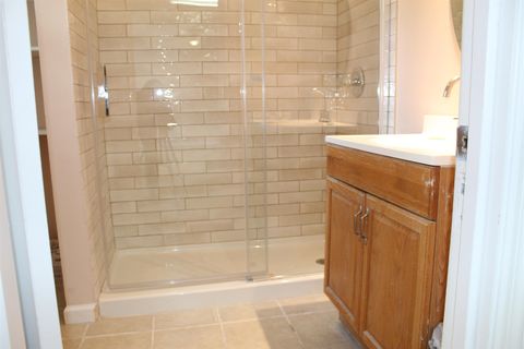 Tiny photo for 146 SE Bunker Street, Madison, FL 32340 (MLS # 399126)