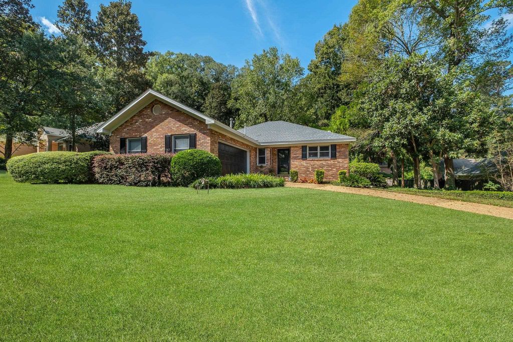 Photo of 3204 Remington Run, Tallahassee, FL 32312 (MLS # 391501)