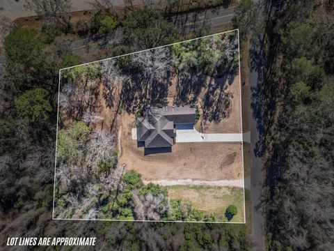 Tiny photo for 2801 Hadley Road, Tallahassee, FL 32309 (MLS # 396272)