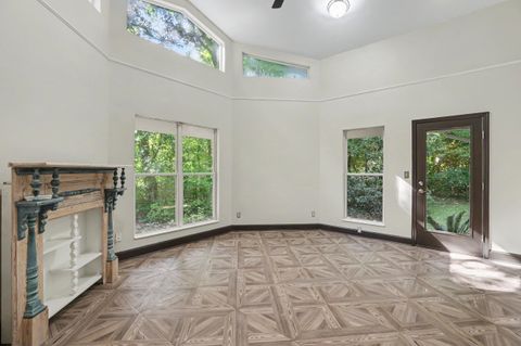 Tiny photo for 3545 TRILLIUM Court, Tallahassee, FL 32312 (MLS # 398333)