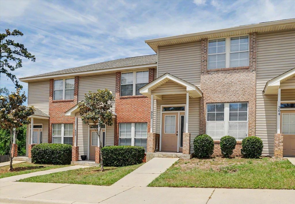 Photo of 2014 Midyette Rd #303, Tallahassee, FL 32301 (MLS # 399437)