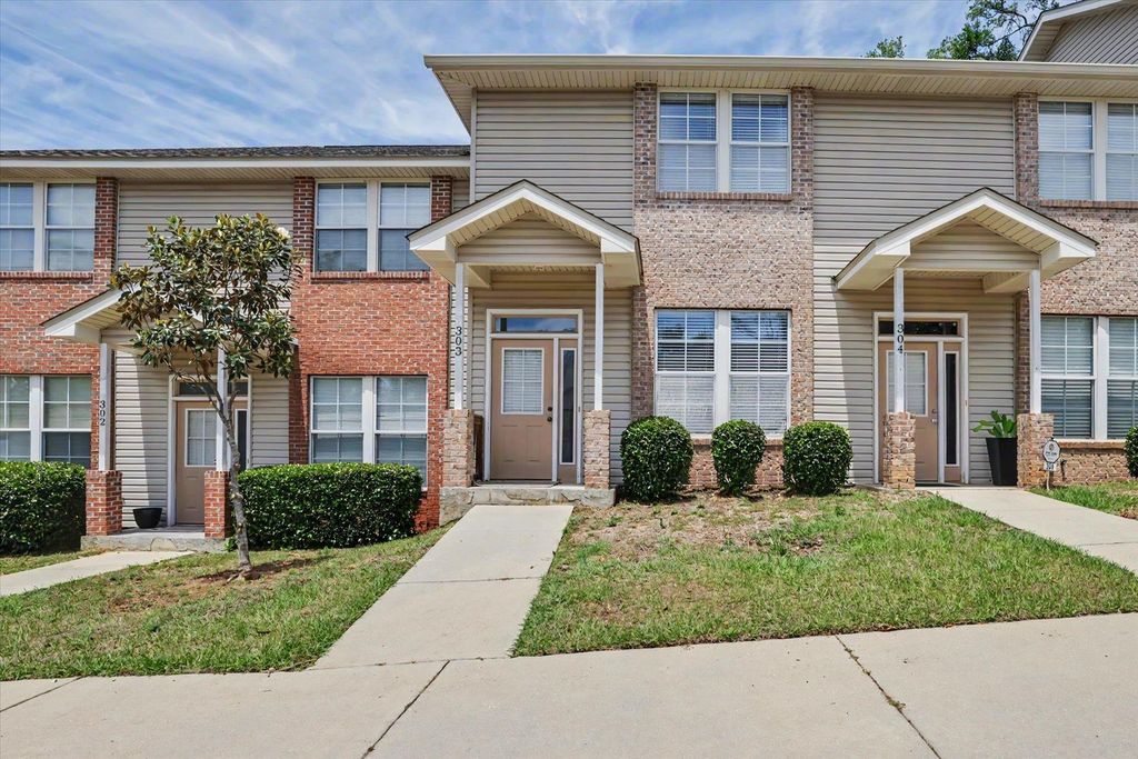 Photo of 2014 Midyette Rd #303, Tallahassee, FL 32301 (MLS # 399437)