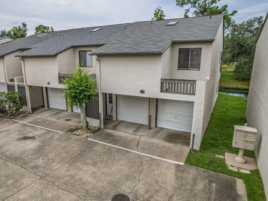 Photo of 1337 Airport Drive #G5, Tallahassee, FL 32304 (MLS # 388232)
