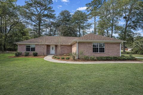Photo of 8719 SALAMANCA Court, Tallahassee, FL 32311 (MLS # 397988)