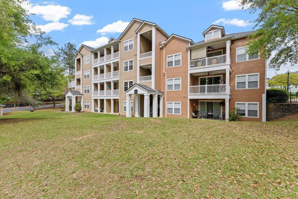 Photo of 2801 Chancellorsville Drive #808, Tallahassee, FL 32312 (MLS # 391466)