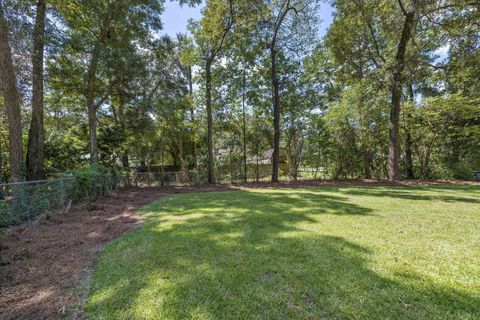 Tiny photo for 3109 Shamrock Street, Tallahassee, FL 32309 (MLS # 393753)