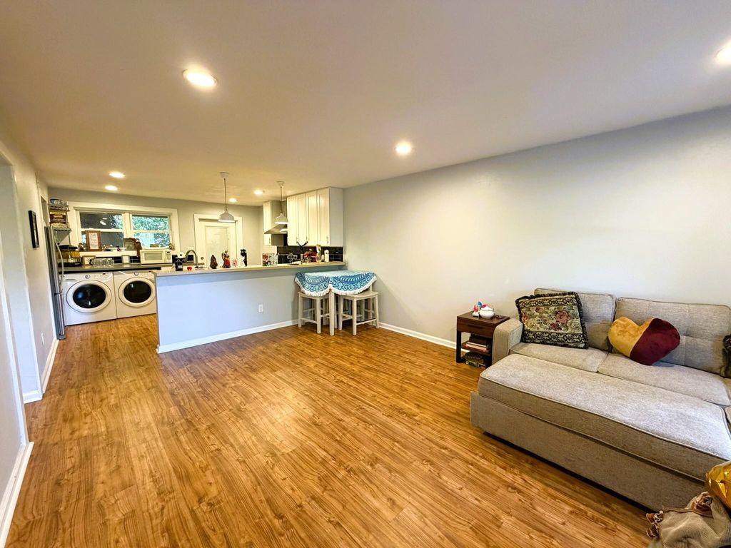 Photo of 1113 Washington Court #1, Tallahassee, FL 32303 (MLS # 399559)