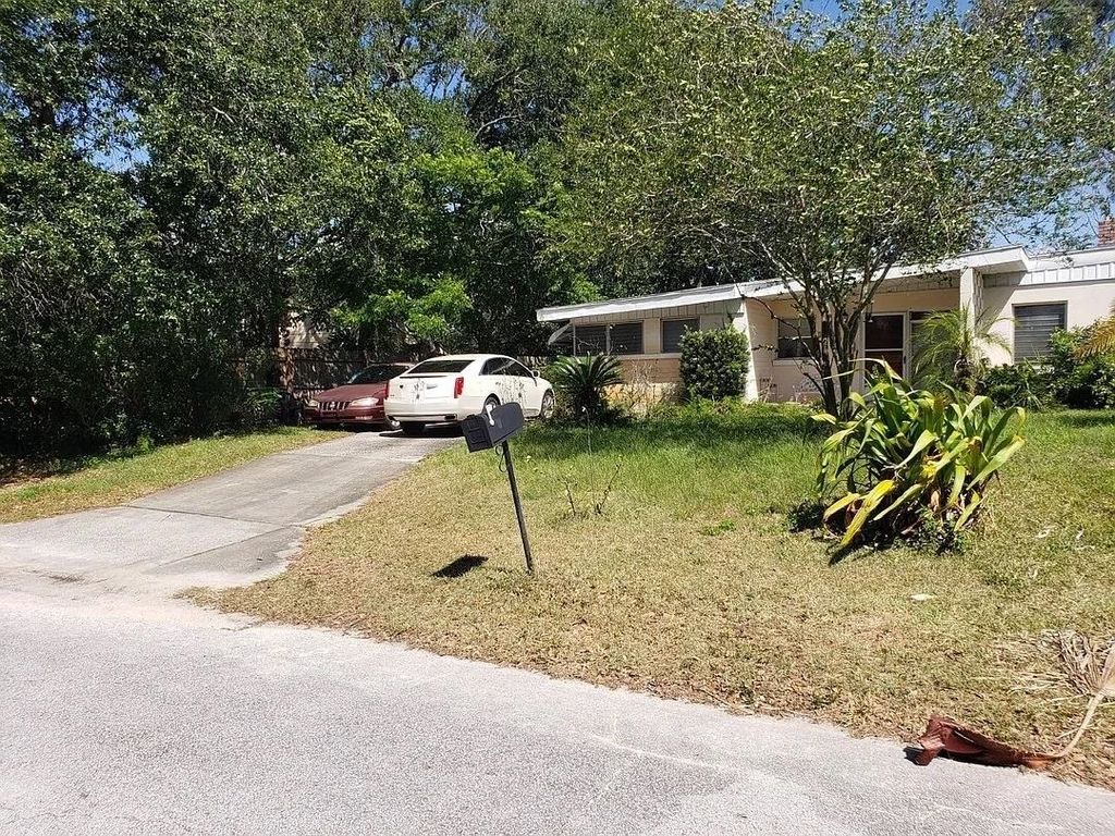 Photo of 1332 Moore Street, Other Florida, FL 32114 (MLS # 399815)