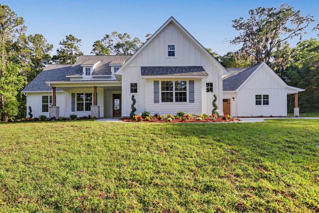 Photo of 116 Bannerman Road, Tallahassee, FL 32312 (MLS # 399998)