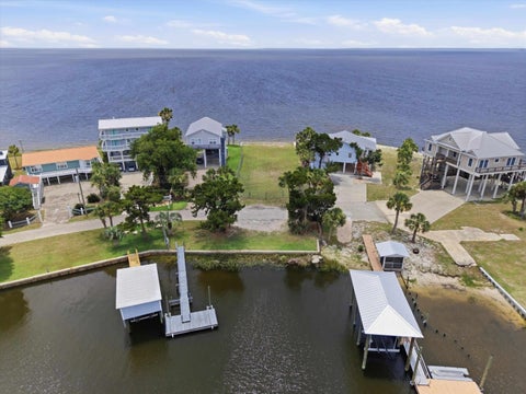 Tiny photo for 1643 Shell Point Road, Crawfordville, FL 32327 (MLS # 401507)