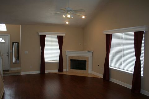 Tiny photo for 3538 Chatelaine Court, Tallahassee, FL 32308 (MLS # 399072)