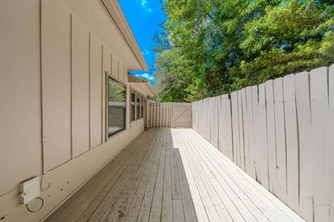 Tiny photo for 172 NE Villas Court, Tallahassee, FL 32303 (MLS # 398728)
