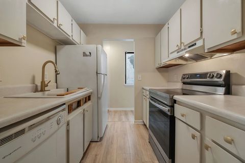 Tiny photo for 1309 Airport Drive #C07, Tallahassee, FL 32304 (MLS # 393996)