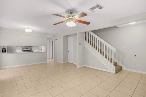 Photo of 2309 Green Timbers Trail #C, Tallahassee, FL 32304 (MLS # 392664)
