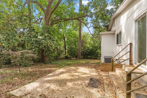 Tiny photo for 1233 Talbot Avenue, Tallahassee, FL 32308 (MLS # 388492)