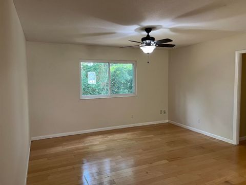Tiny photo for 1233 Talbot Avenue, Tallahassee, FL 32308 (MLS # 388492)