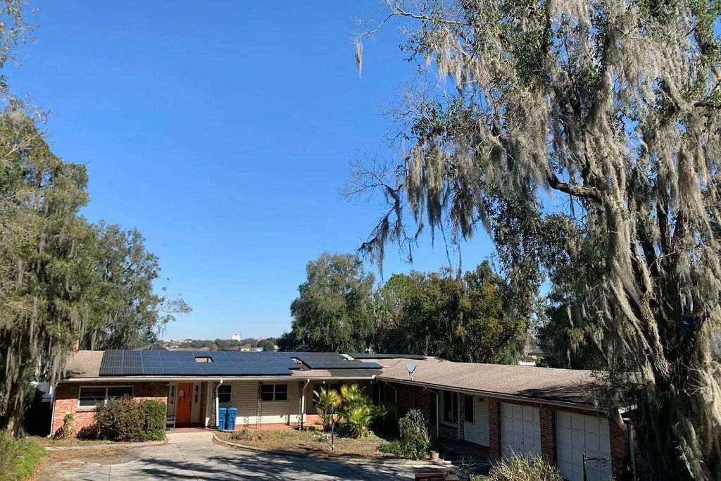 Photo of 411 Aqua Vista Drive, Haines City, FL 33844 (MLS # 396372)