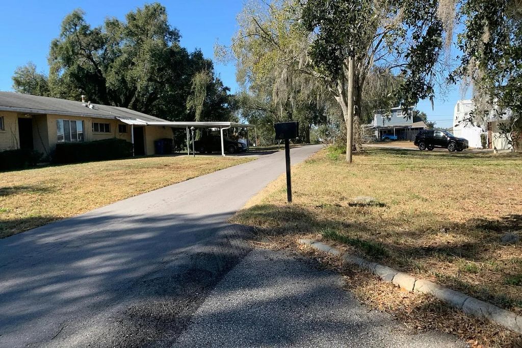Photo of 411 Aqua Vista Drive, Haines City, FL 33844 (MLS # 396372)