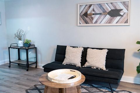 Tiny photo for 405 DUNWOODY Street, Tallahassee, FL 32304 (MLS # 395862)