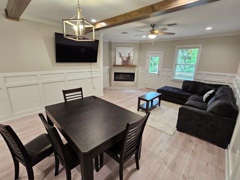 Tiny photo for 1577-4 Metropolitan Boulevard #4, Tallahassee, FL 32308 (MLS # 398735)