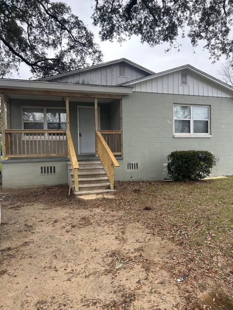 Photo of 1933 KEITH Street, Tallahassee, FL 32310 (MLS # 399929)