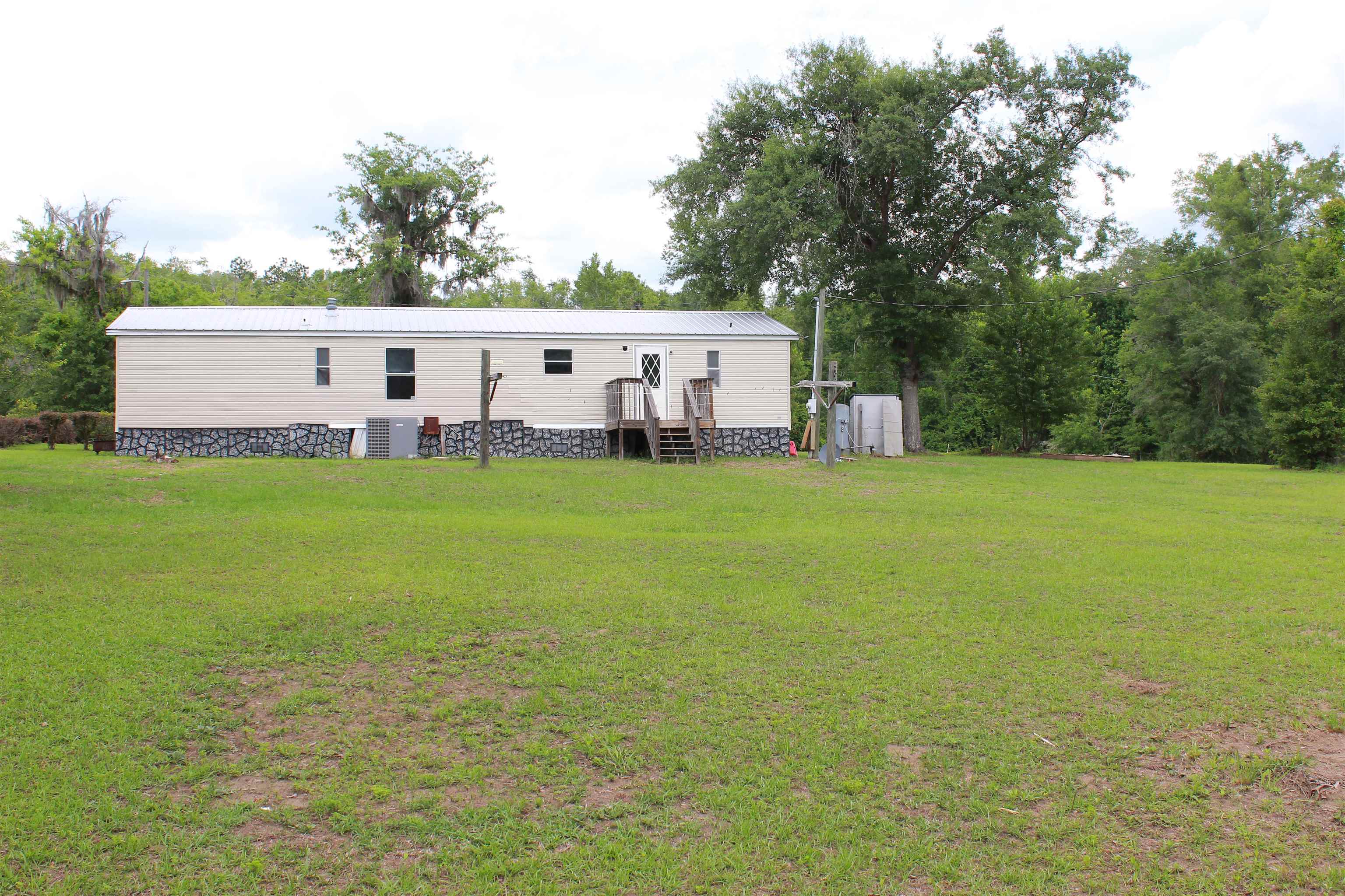 332 NE Ford Drive