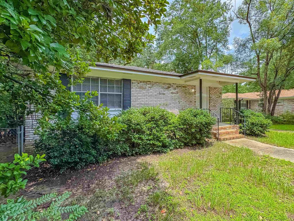 Photo of 1726 Hartsfield Road #G and H, Tallahassee, FL 32303 (MLS # 399748)