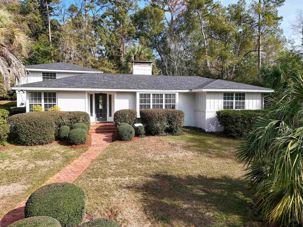 Photo of 1222 Devils Dip, Tallahassee, FL 32308 (MLS # 394930)