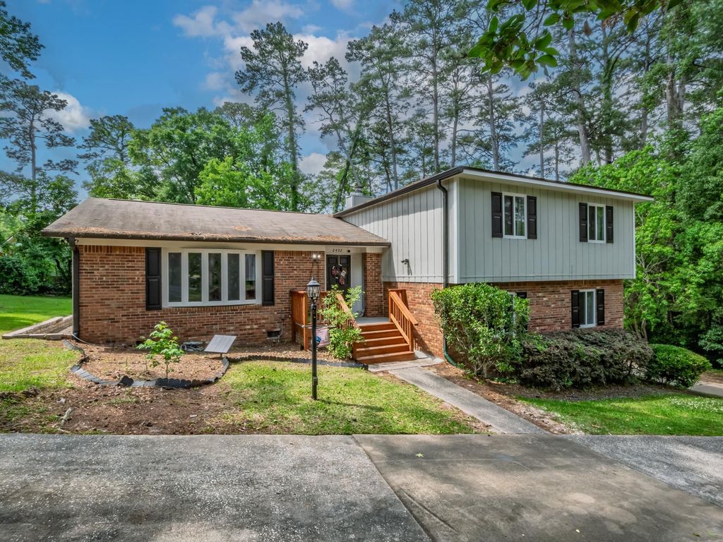 Photo of 2402 Mexia Avenue, Tallahassee, FL 32304 (MLS # 392540)