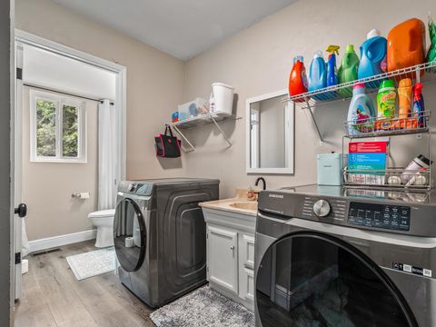 Tiny photo for 2402 Mexia Avenue, Tallahassee, FL 32304 (MLS # 392540)