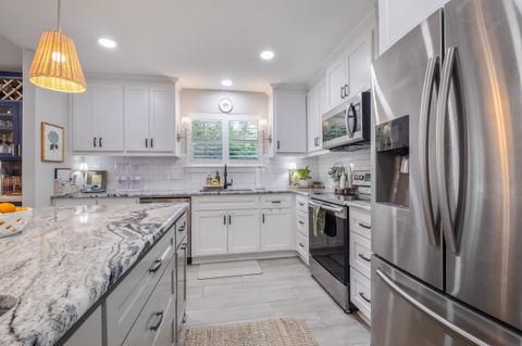 Tiny photo for 605 Waverly Road, Tallahassee, FL 32312 (MLS # 393006)