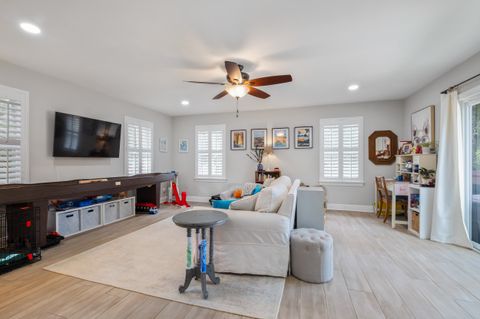 Tiny photo for 605 Waverly Road, Tallahassee, FL 32312 (MLS # 393006)