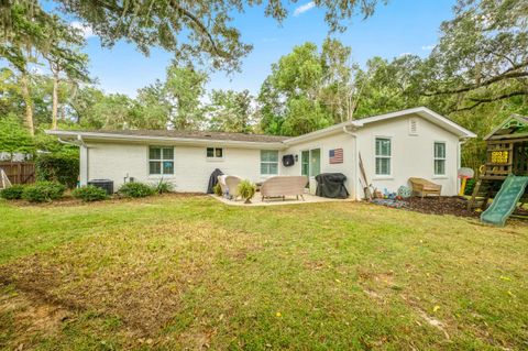 Tiny photo for 605 Waverly Road, Tallahassee, FL 32312 (MLS # 393006)