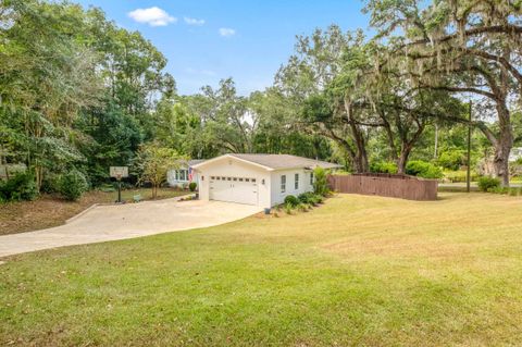 Tiny photo for 605 Waverly Road, Tallahassee, FL 32312 (MLS # 393006)