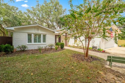 Tiny photo for 605 Waverly Road, Tallahassee, FL 32312 (MLS # 393006)