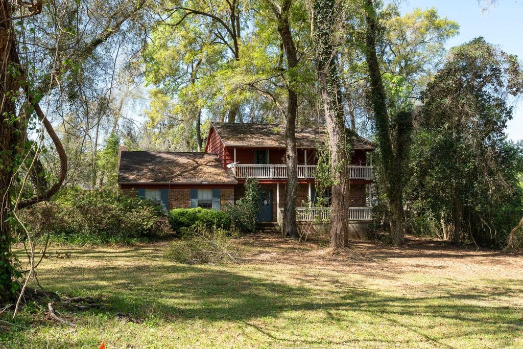Photo of 3716 LIFFORD Circle, Tallahassee, FL 32309 (MLS # 397666)