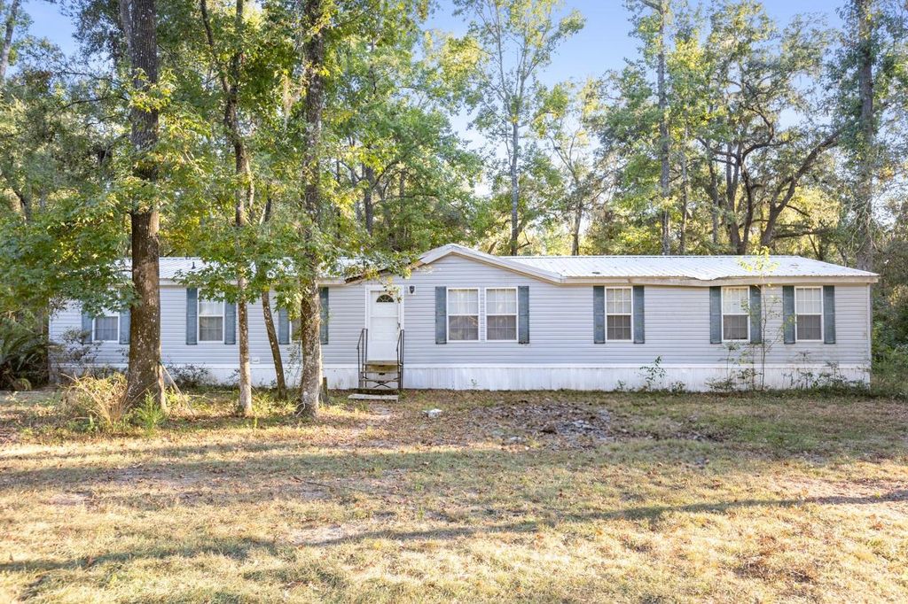 Photo of 77 E 6th Court, Greenville, FL 32331 (MLS # 391489)