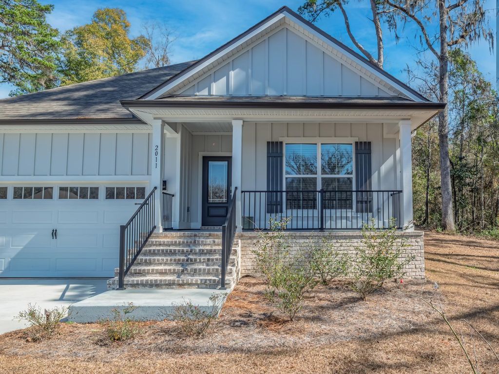 Photo of 2011 Hansel Hill Drive, Tallahassee, FL 32308 (MLS # 399227)